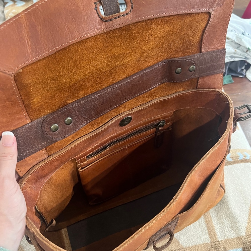 Will Leather Goods Messenger Bag - Picture 3 of 6